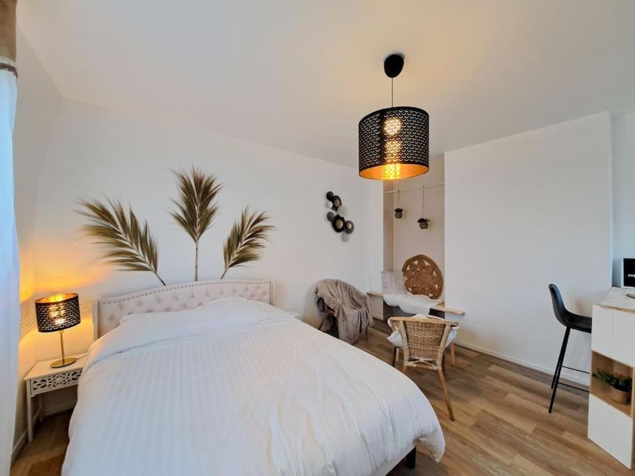Apartament Faro, Vue Sur La Cathedrale Reims Zewnętrze zdjęcie